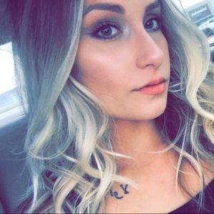 Meet your Posher, Mikayla